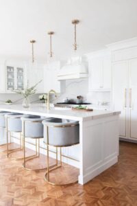kitchen-island-photo-by-sarah-elliot-photography-683x1024