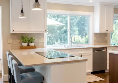 Mill Creek, WA Kitchen Remodel Featuring Peninsula and Island