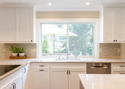 Mill Creek, WA Kitchen Remodel Featuring Peninsula and Island